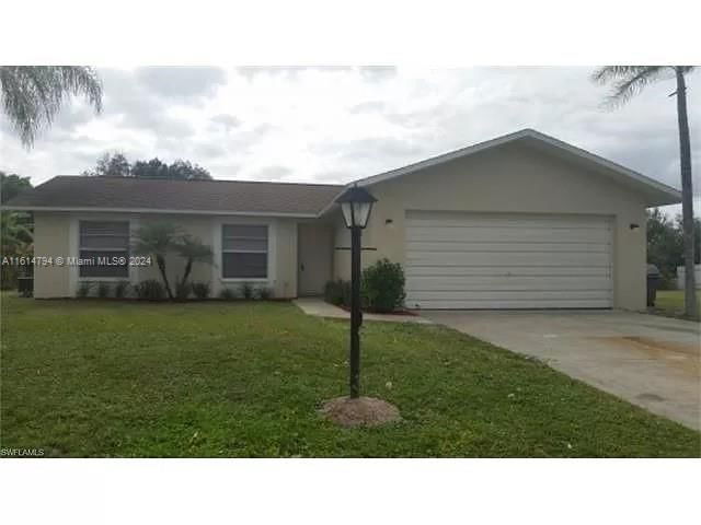 Real estate property located at 15493 Spring Line Lane, Lee County, RIVERDALE SHORES, Fort Myers, FL
