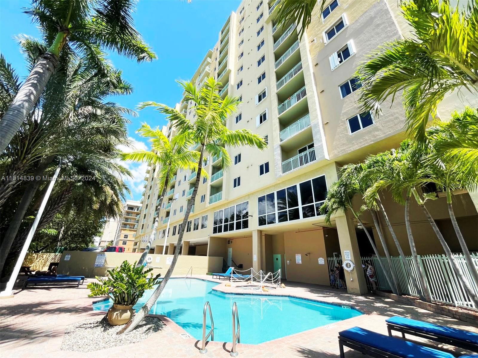 Real estate property located at 3500 Coral Way #813, Miami-Dade County, CORAL PLAZA OF MIAMI COND, Miami, FL