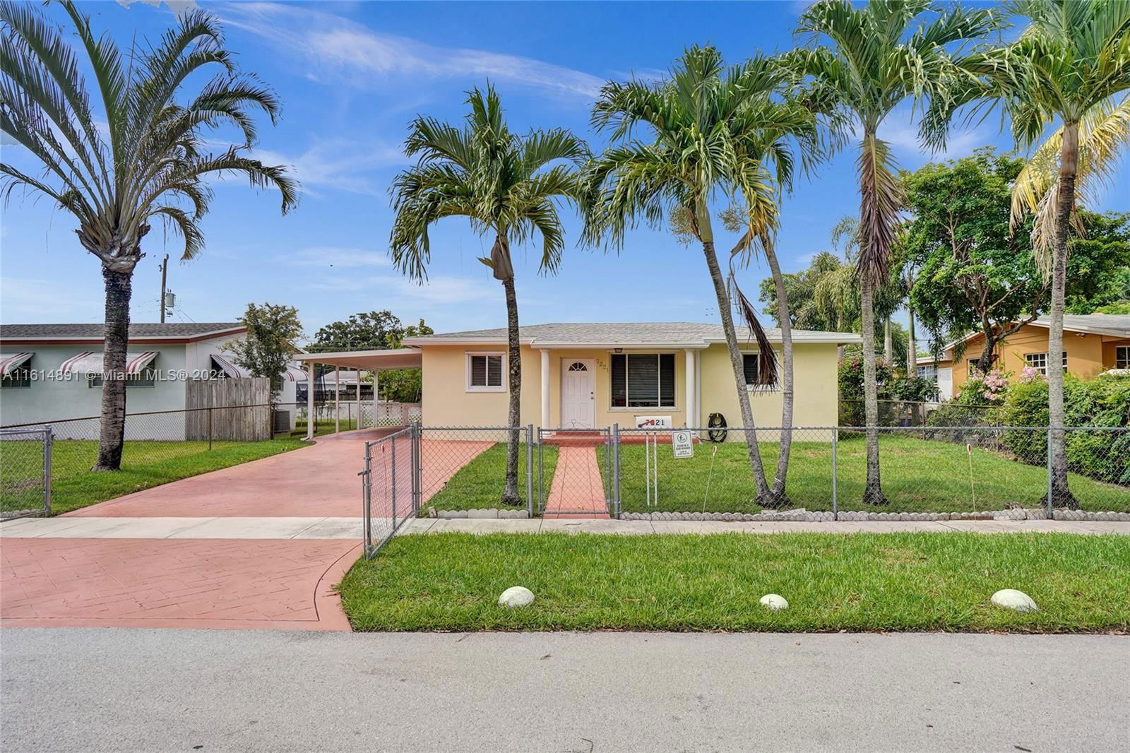 Real estate property located at 7221 Hayes St, Broward, BOULEVARD ESTATES, Hollywood, FL