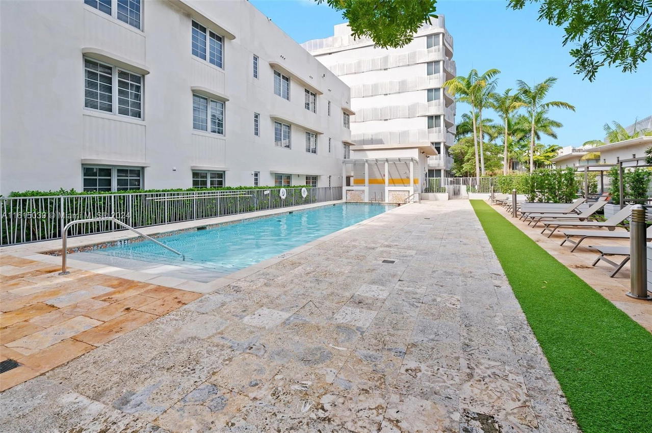 Real estate property located at 2155 Washington Ct #206, Miami-dade, Artepark North Condo, Miami Beach, FL