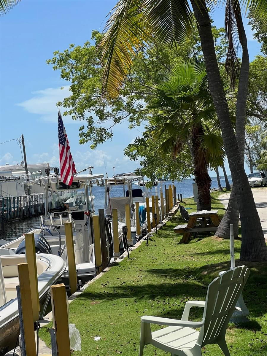 Real estate property located at 103650 OVERSEAS HWY #45, Monroe County, CAPT. JAX MOBILE HOME PARK, Key Largo, FL