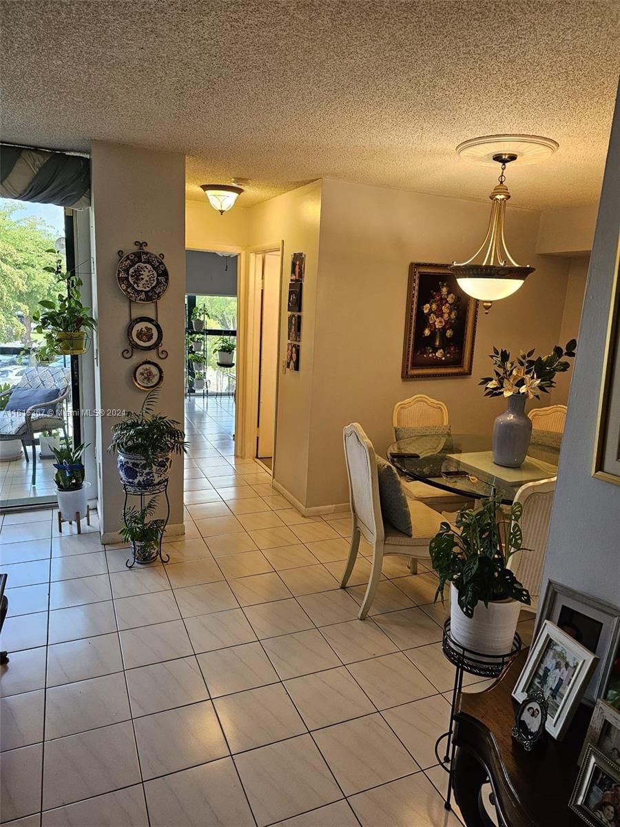 Real estate property located at 11780 18th St #327-2, Miami-Dade, INTERNATIONAL PARK I COND, Miami, FL