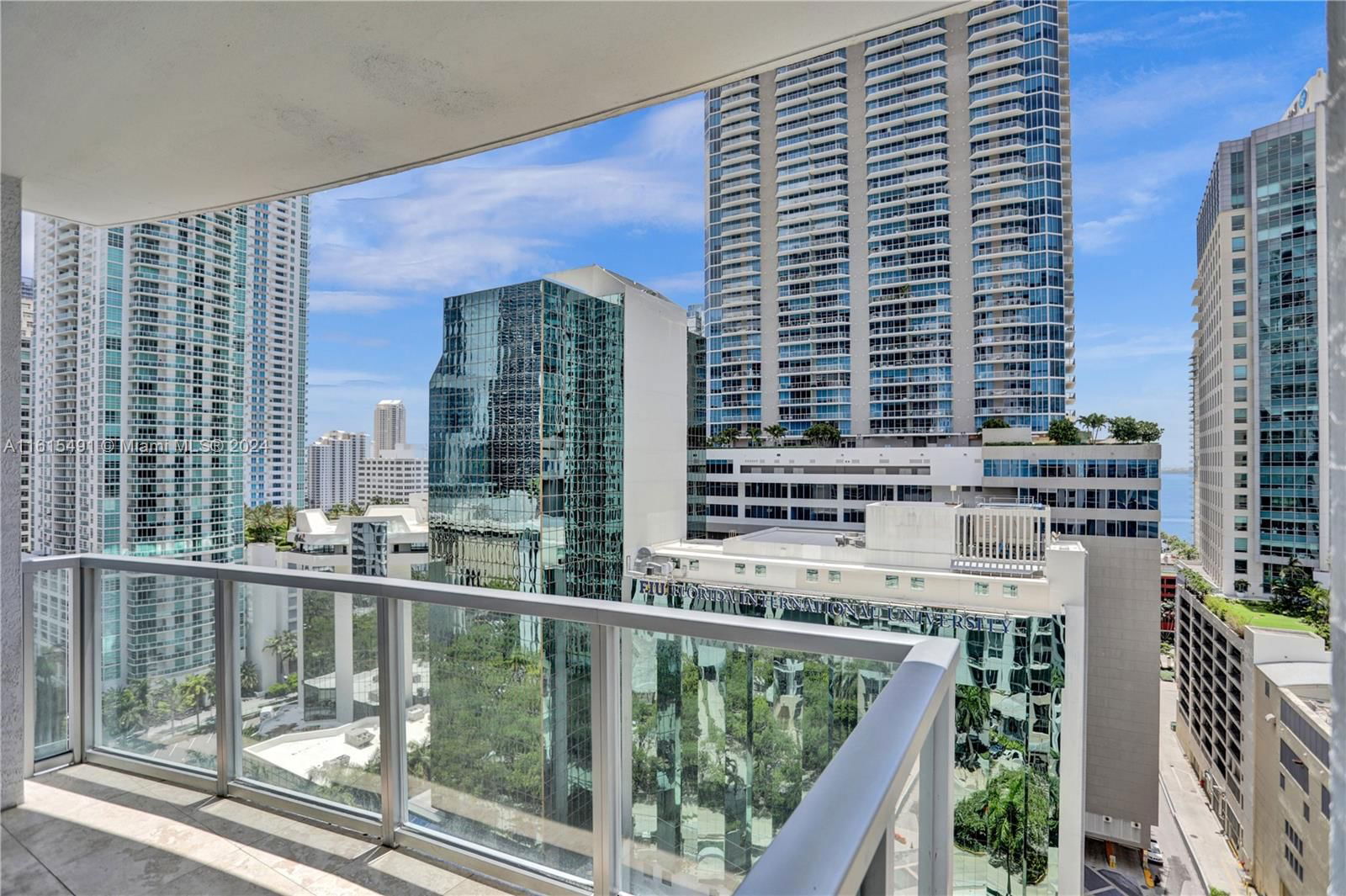 Real estate property located at 1060 Brickell Ave #1703, Miami-Dade County, 1060 BRICKELL CONDO, Miami, FL