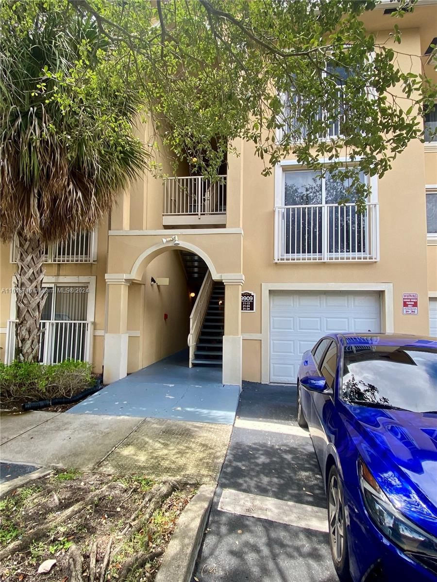 Real estate property located at 9909 Westwood Dr #13-1, Broward, NOB HILL LANDINGS CONDOMI, Tamarac, FL