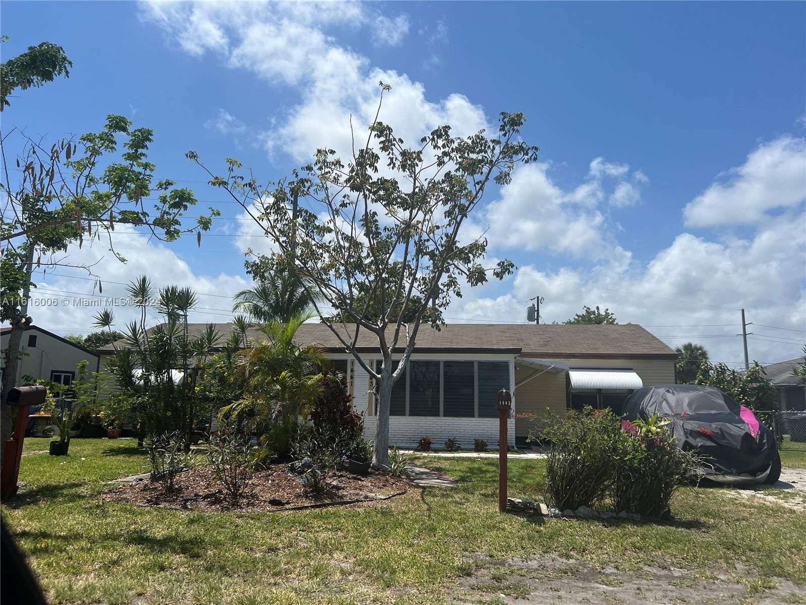 Real estate property located at 1441/1443 134th Rd, Miami-Dade County, GREEN OAKS, North Miami, FL