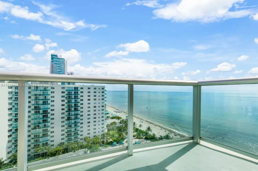 Real estate property located at 3901 Ocean Dr PH16D, Broward County, TIDES ON HOLLYWOOD BEACH, Hollywood, FL
