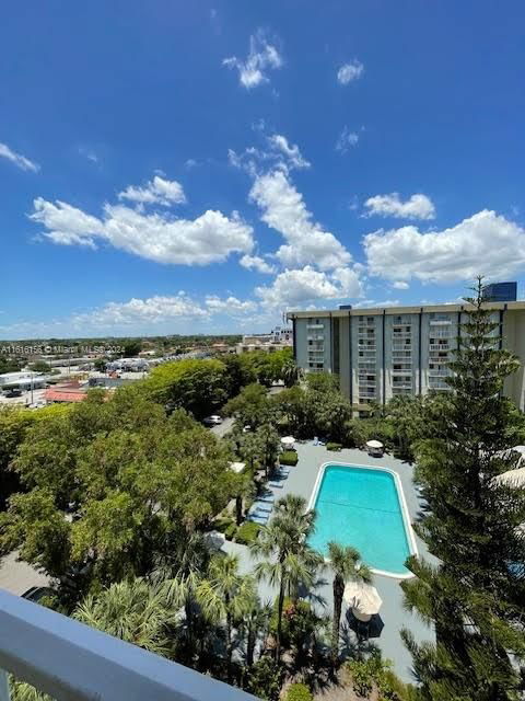 Real estate property located at 4550 9th St #803E, Miami-Dade County, YOLANDA VILLAS CONDO, Miami, FL