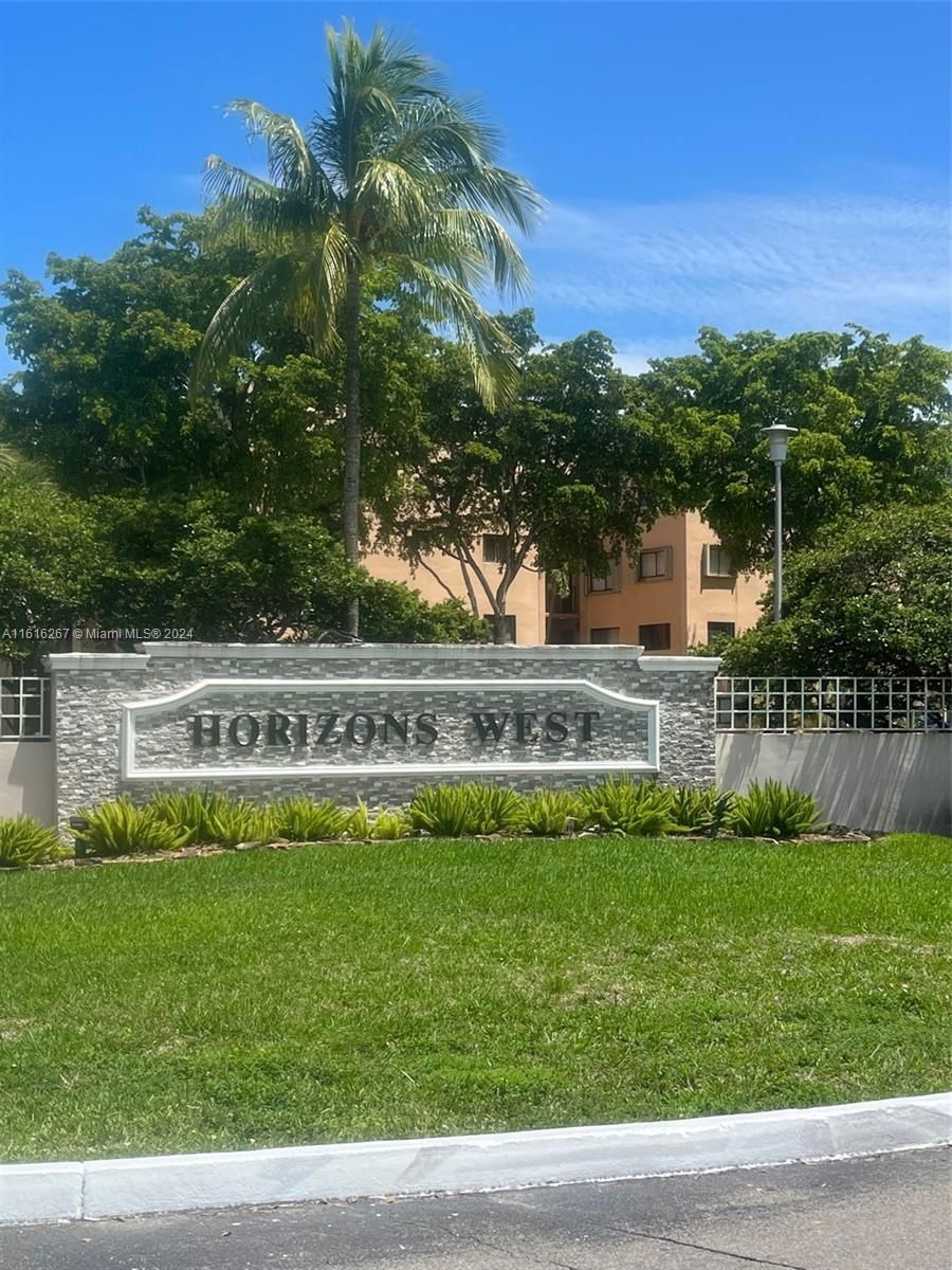 Real estate property located at 8520 133rd Ave Rd #216, Miami-Dade County, HORIZONS WEST CONDO #4, Miami, FL