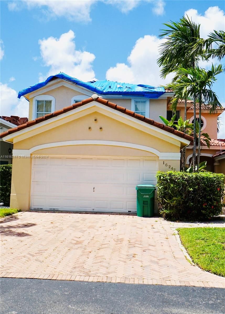 Real estate property located at 16247 46th Ter, Miami-Dade, PARK LAKES SEC 2, Miami, FL