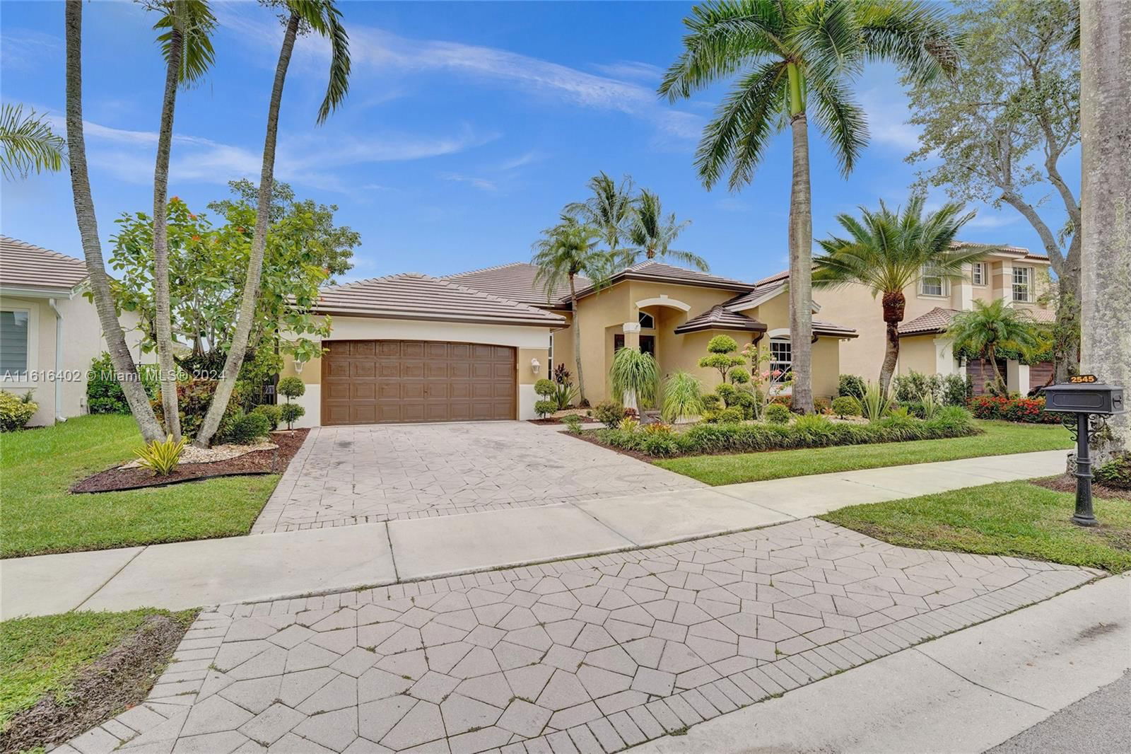 Real estate property located at 2545 Jardin Terrace, Broward County, Jardin, Weston, FL