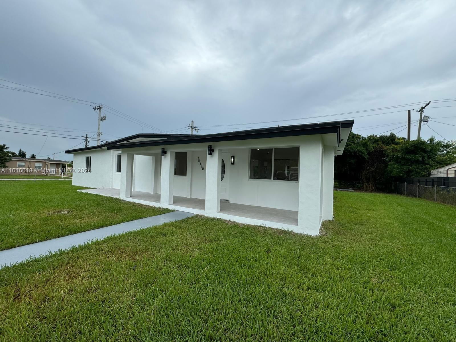 Real estate property located at 10860 217th Ter, Miami-Dade, VICTORY GARDENS, Miami, FL