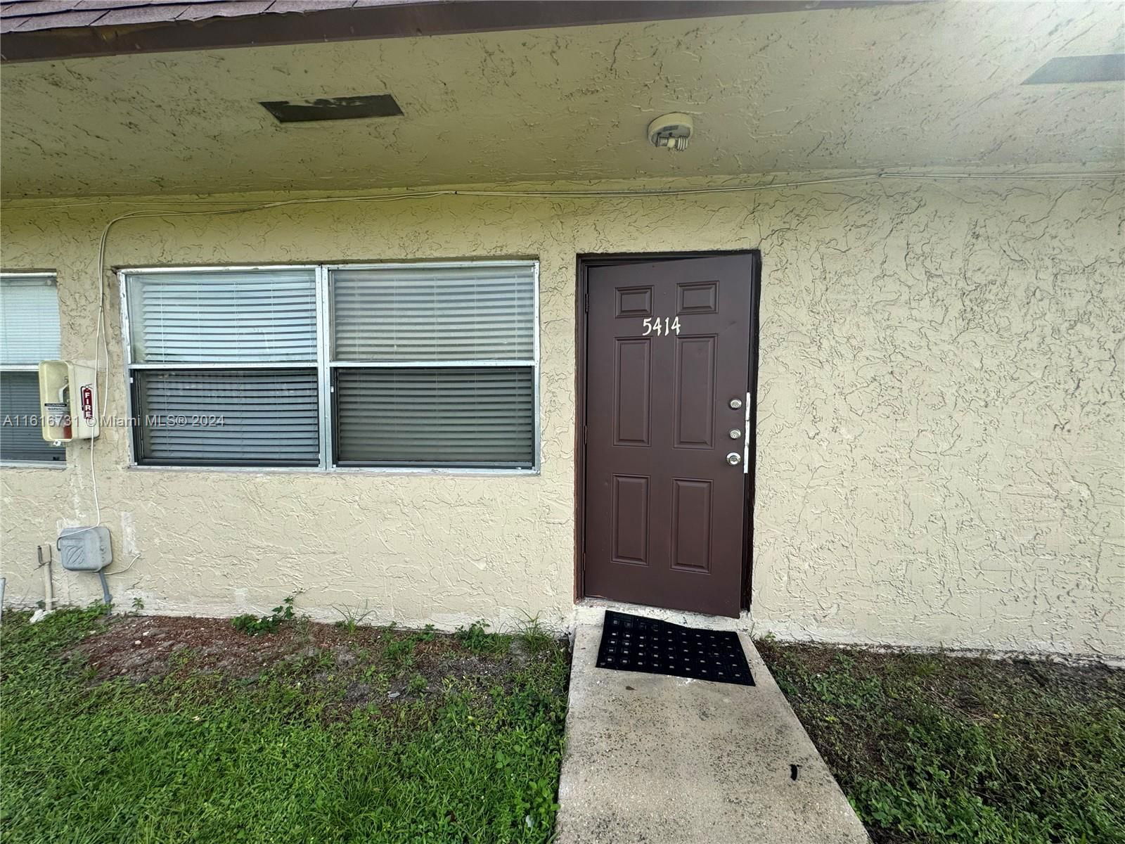 Real estate property located at 5414 24th Ct #67, Broward County, INVERNESS VILLAGE TWO CON, Lauderhill, FL