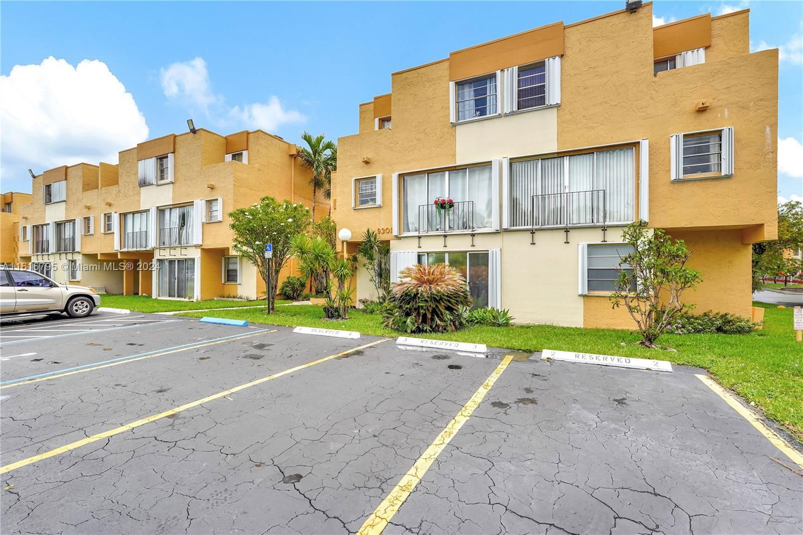 Real estate property located at 9301 4th St #114E, Miami-Dade County, SOUTH WINDS CONDO, Miami, FL