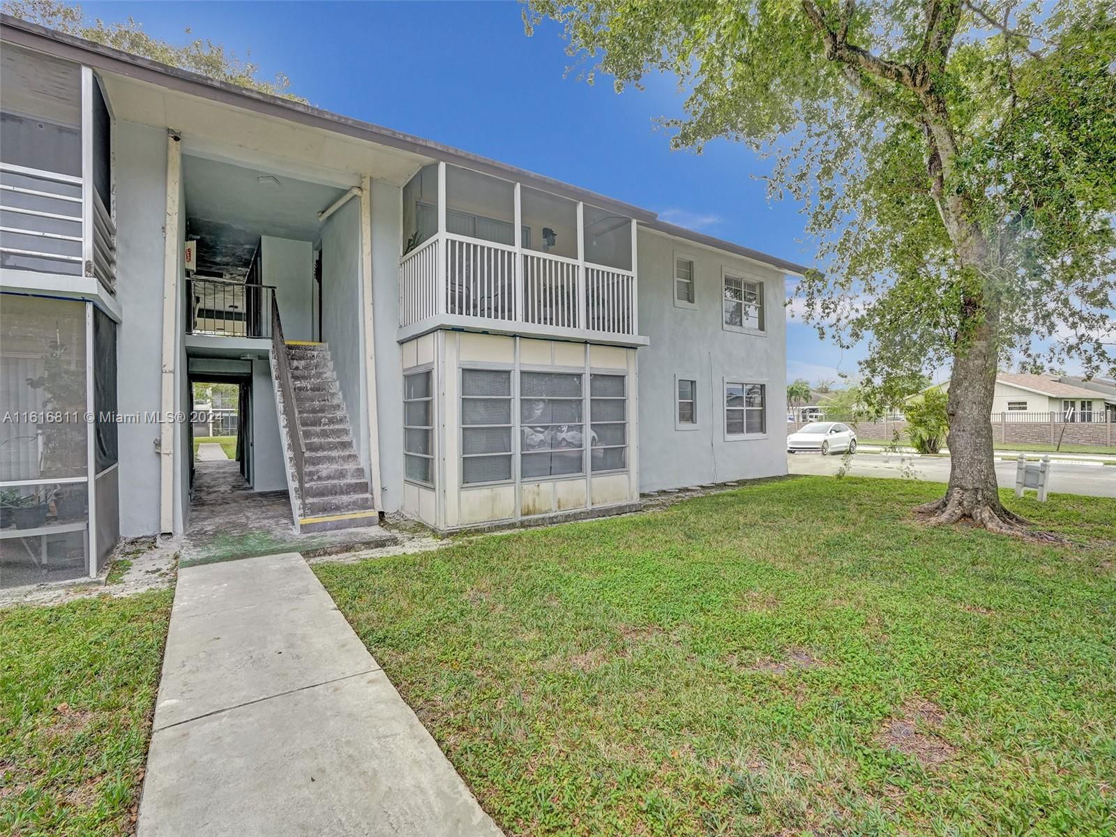 Real estate property located at 335 Laurel Dr #3M, Broward County, LAURELS AT MARGATE CONDO, Margate, FL