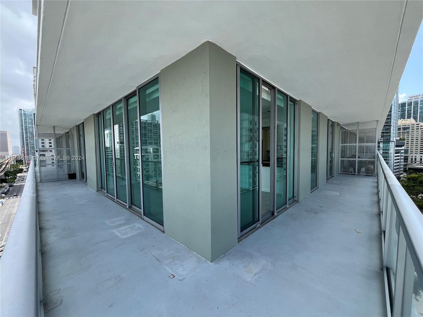 Real estate property located at 79 12th St #1401-S, Miami-Dade, THE AXIS ON BRICKELL COND, Miami, FL