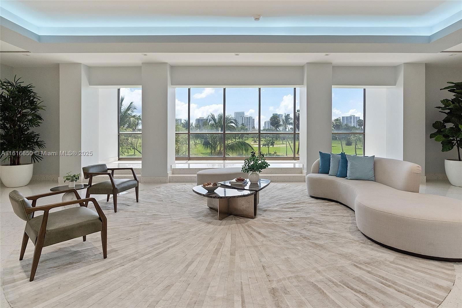 Real estate property located at 20335 Country Club Dr #702, Miami-dade, Coronado Condo- Tower Ii, Aventura, FL
