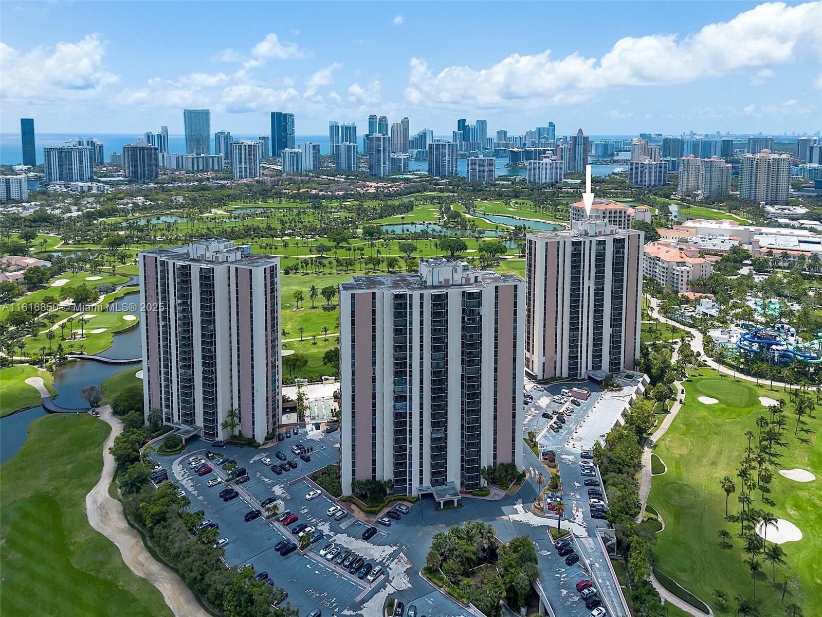Real estate property located at 20335 Country Club Dr #702, Miami-dade, Coronado Condo- Tower Ii, Aventura, FL