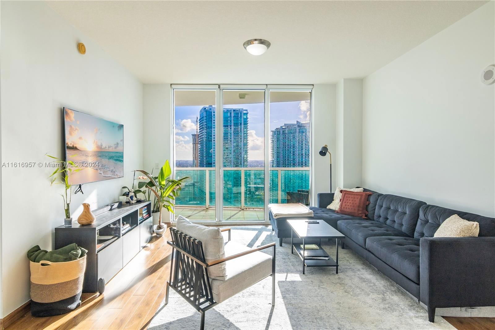 Real estate property located at 31 5th St #3617, Miami-Dade, BRICKELL ON THE RIVER NORT, Miami, FL