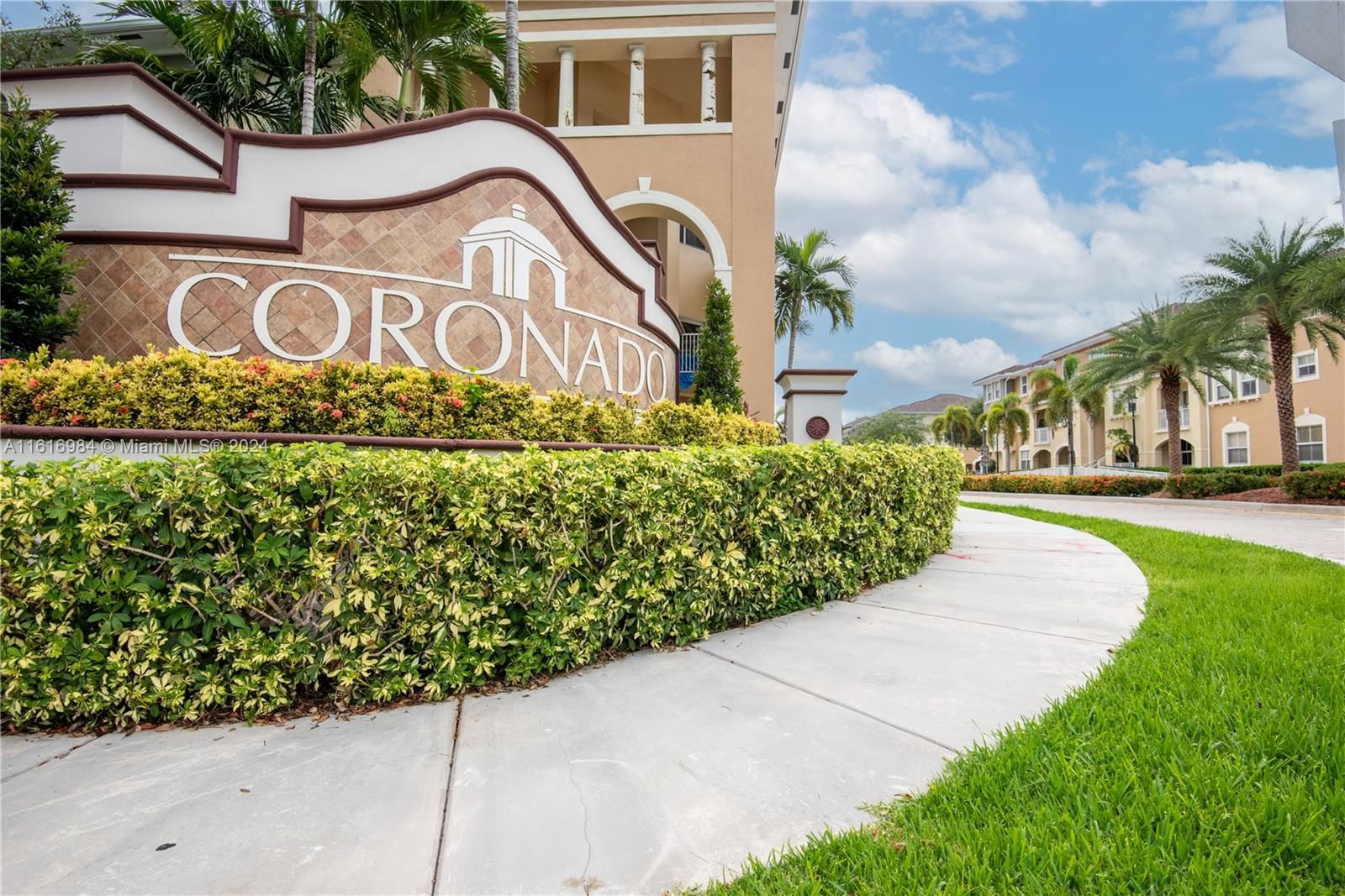 Real estate property located at 8899 107th Ct #104, Miami-Dade County, CORONADO AT DORAL IX COND, Doral, FL