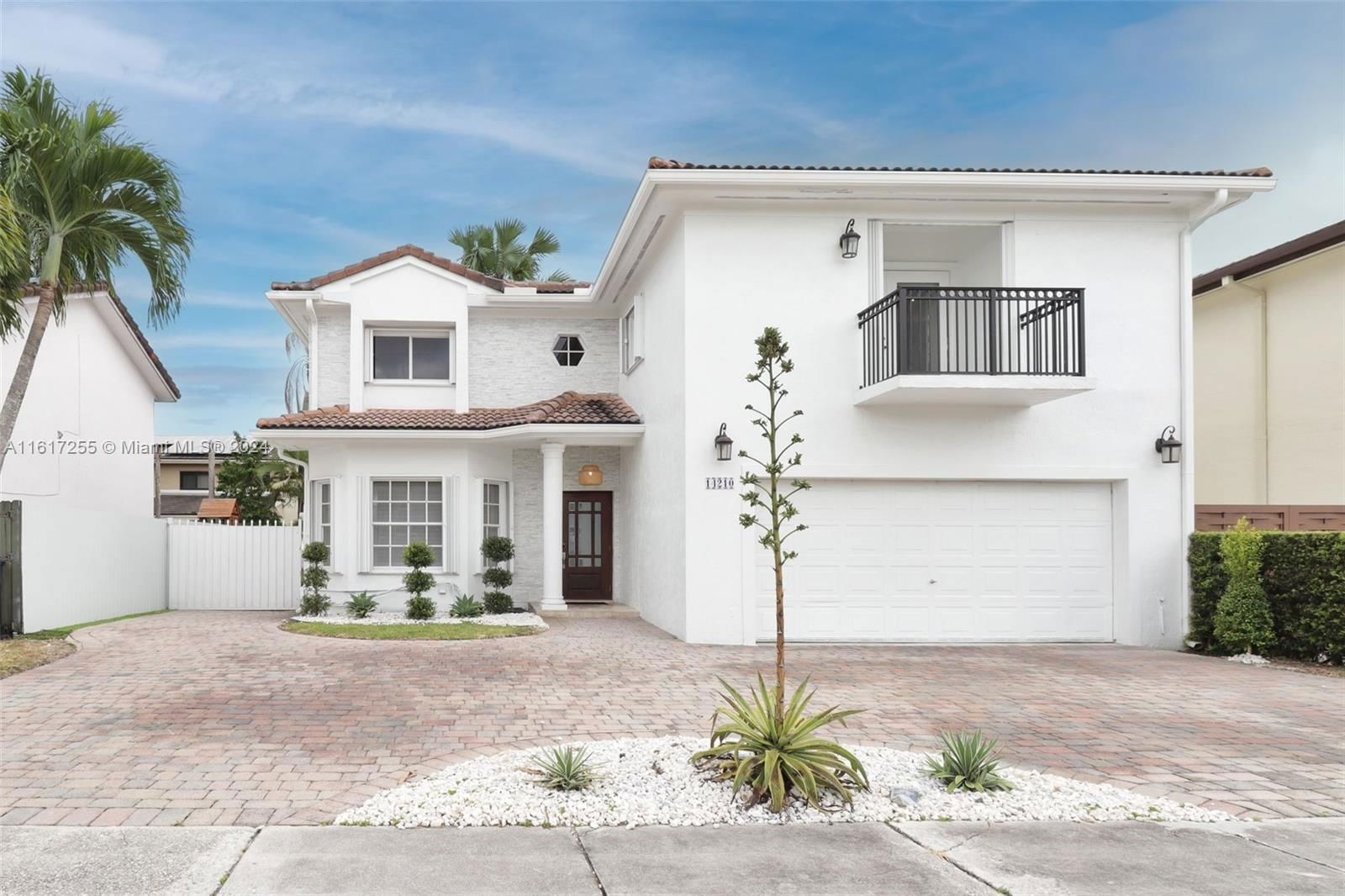Real estate property located at 14210 116th Ter, Miami-Dade County, VANESSA RANCH, Miami, FL