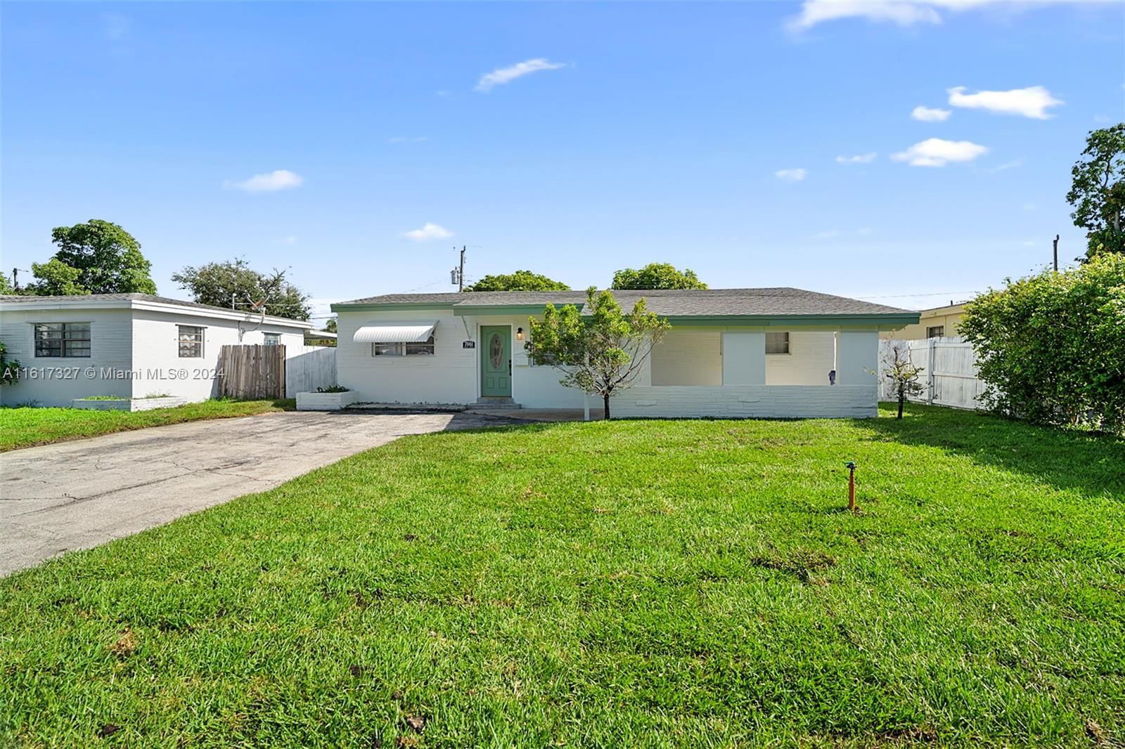 Real estate property located at 7661 Indigo St, Broward County, MIRAMAR SEC 7, Miramar, FL