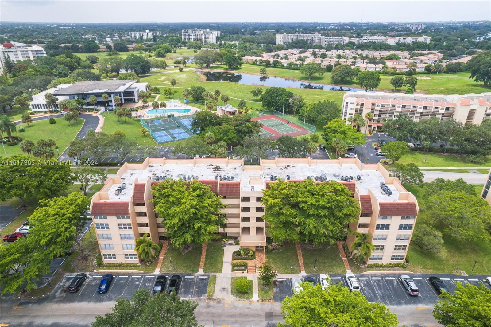 Real estate property located at 3671 Environ Blvd #565, Broward County, CONDOMINIUM 8 OF ENVIRON, Lauderhill, FL