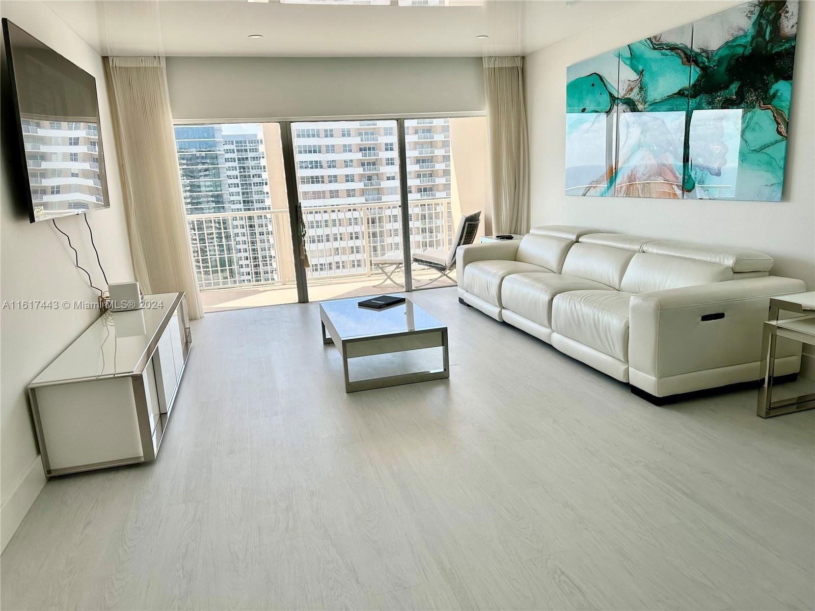 Real estate property located at 1950 Ocean Dr #17J, Broward, Hemispheres Condo, Hallandale Beach, FL