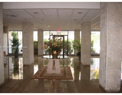 Real estate property located at 1950 Ocean Dr #17J, Broward, Hemispheres Condo, Hallandale Beach, FL