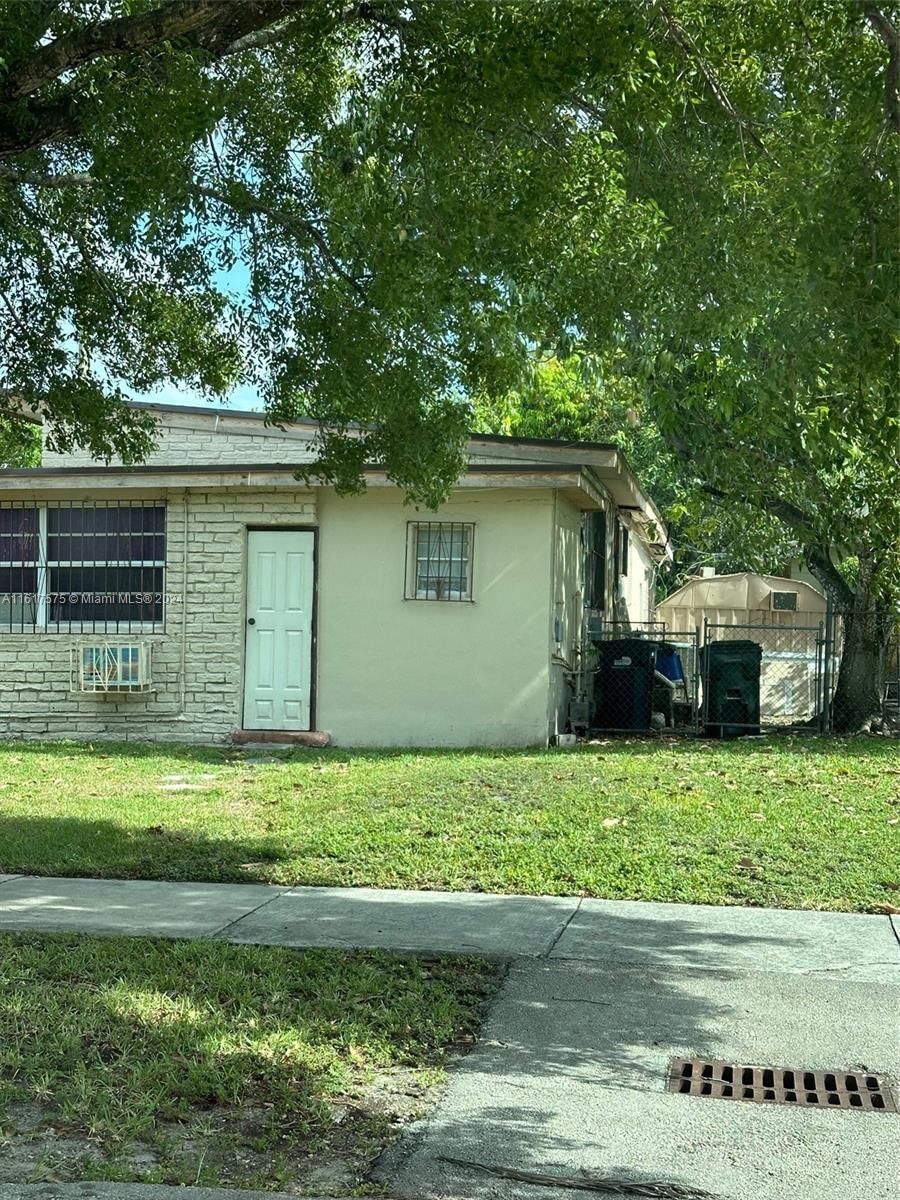 Real estate property located at 1300 58th Ave, Miami-Dade County, SYLVANIA HEIGHTS RESUB, West Miami, FL