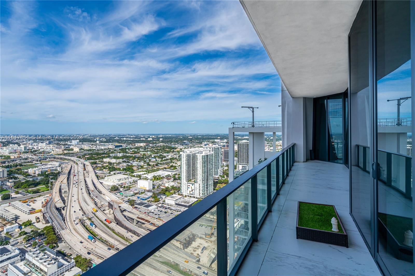 Real estate property located at 1000 Biscayne Blvd #4902, Miami-Dade County, ONE THOUSAND MUSEUM CONDO, Miami, FL