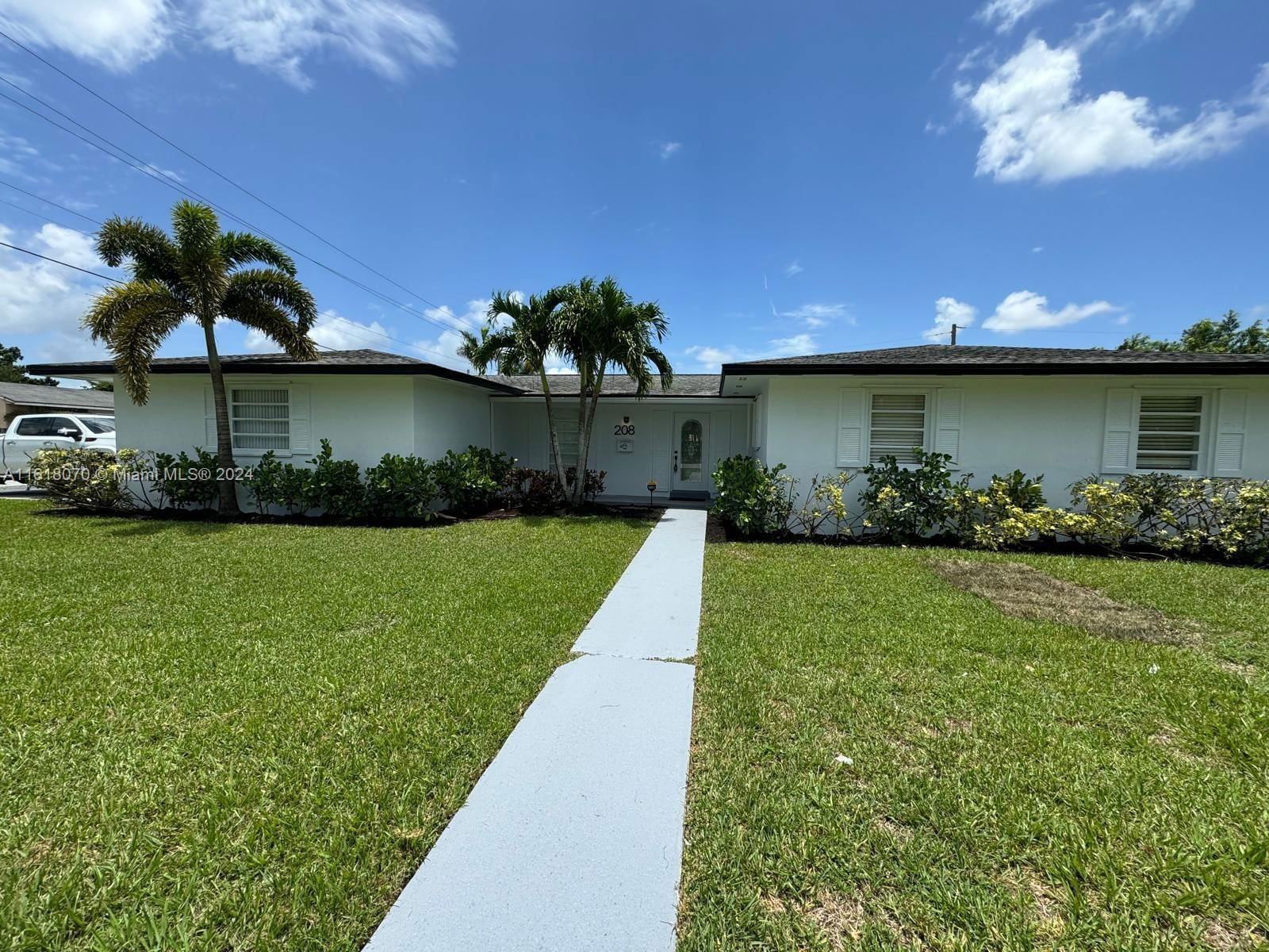 Real estate property located at 208 19th St, Miami-Dade, PINE MANOR PART ONE, Homestead, FL