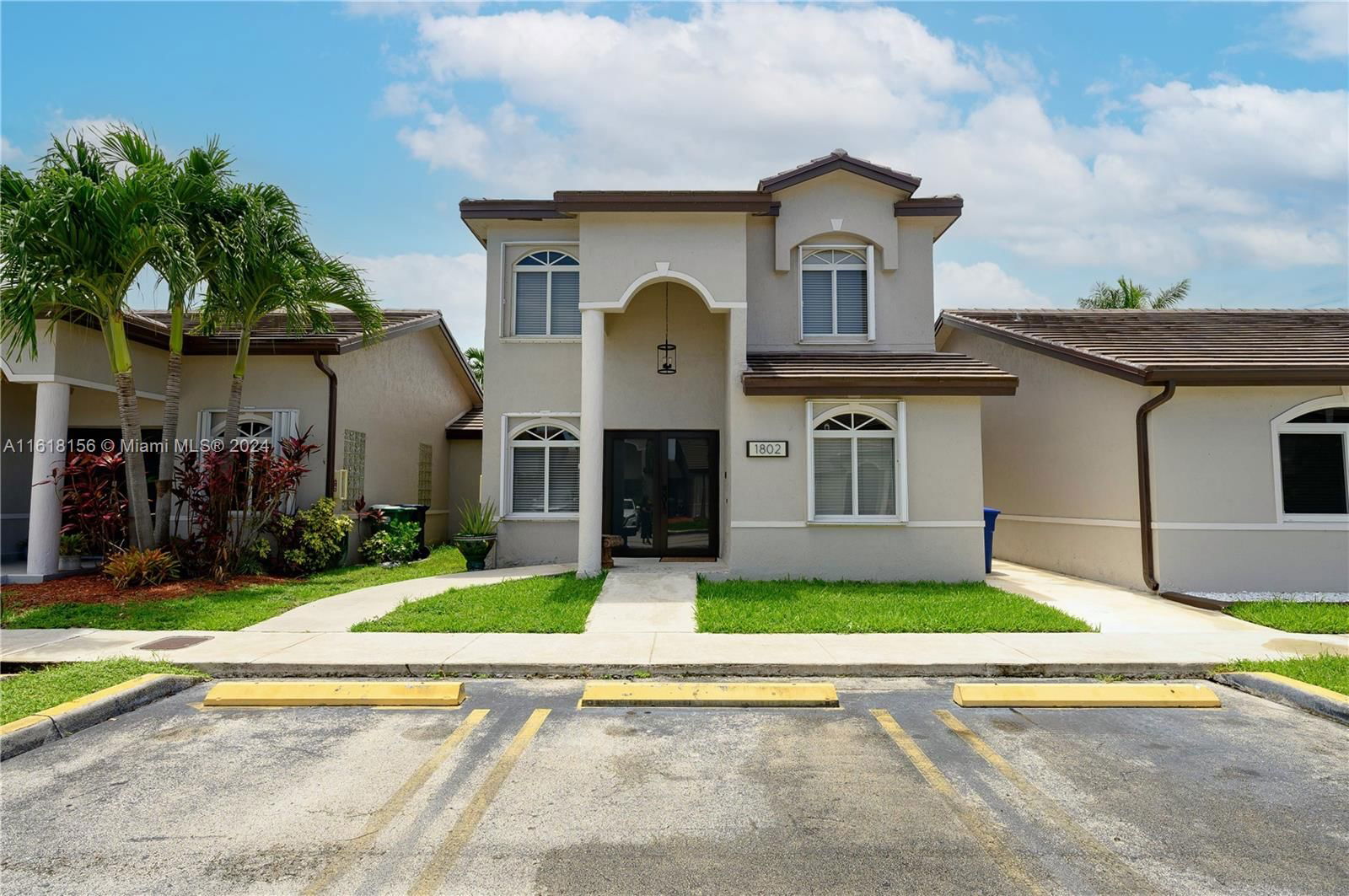 Real estate property located at 18754 84th Psge #1802, Miami-Dade, IBIS VILLA AT MIAMI GARDE, Hialeah, FL