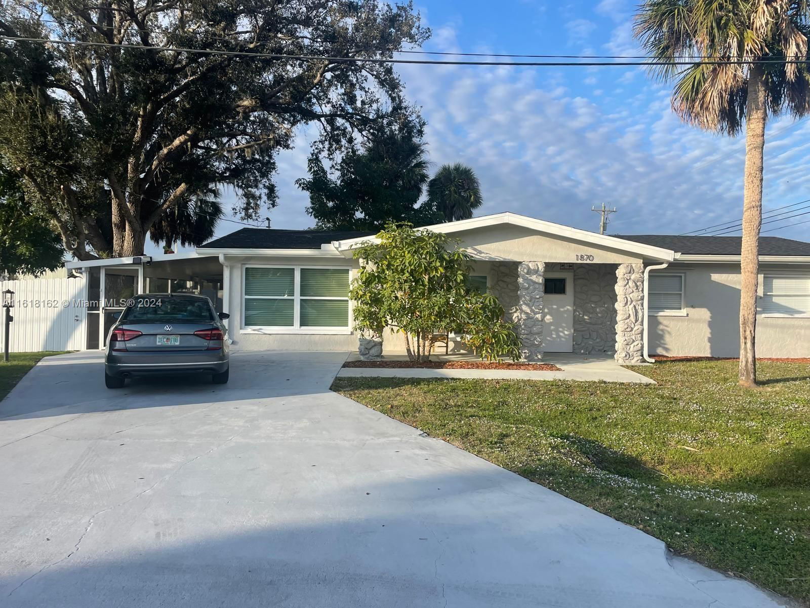 Real estate property located at 1870 QUEEN CT, Lee County, Domier Heights, Fort Myers, FL