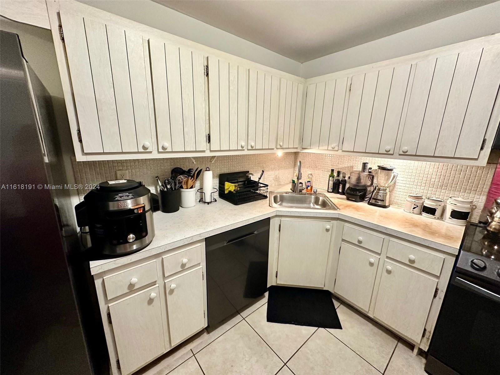 Real estate property located at 2780 183rd St #803, Miami-dade, Commodore Plaza Condo, Aventura, FL