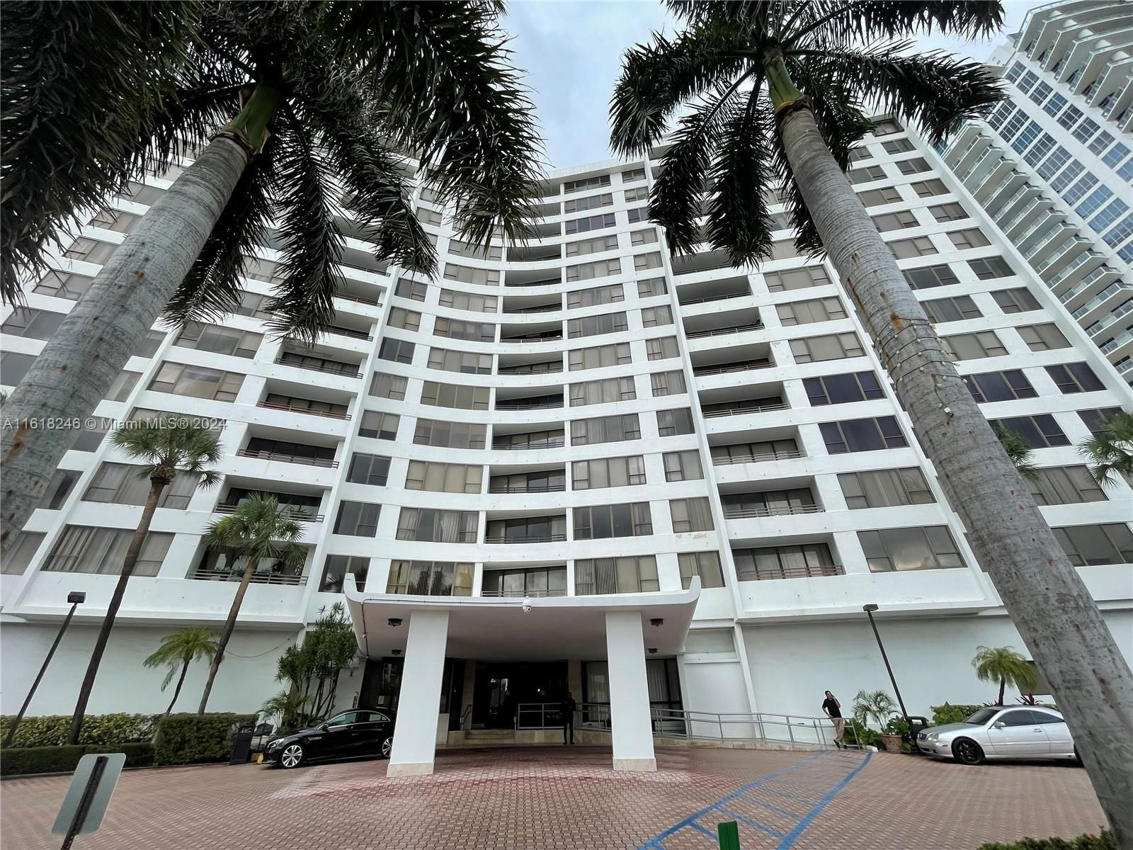 Real estate property located at 3505 Ocean Dr #310, Broward County, ALEXANDER TOWERS CONDO, Hollywood, FL