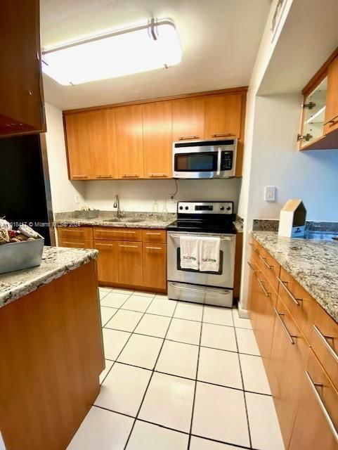 Real estate property located at 20731 4th Pl #102, Miami-Dade County, CARMEL LAKES CONDO NO 8, Miami, FL