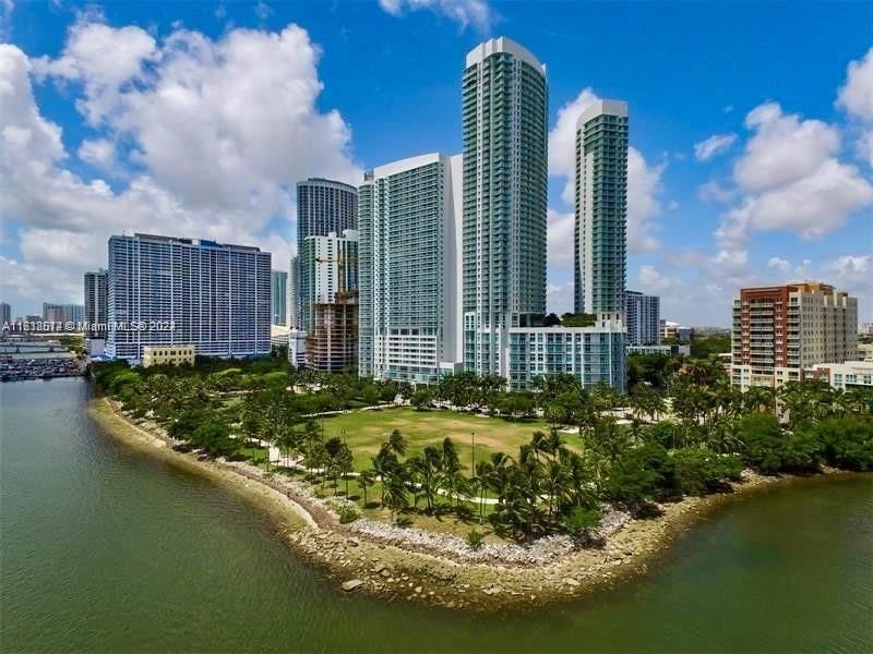 Real estate property located at 1900 Bayshore Dr #4003, Miami-Dade, QUANTUM ON THE BAY CONDO, Miami, FL