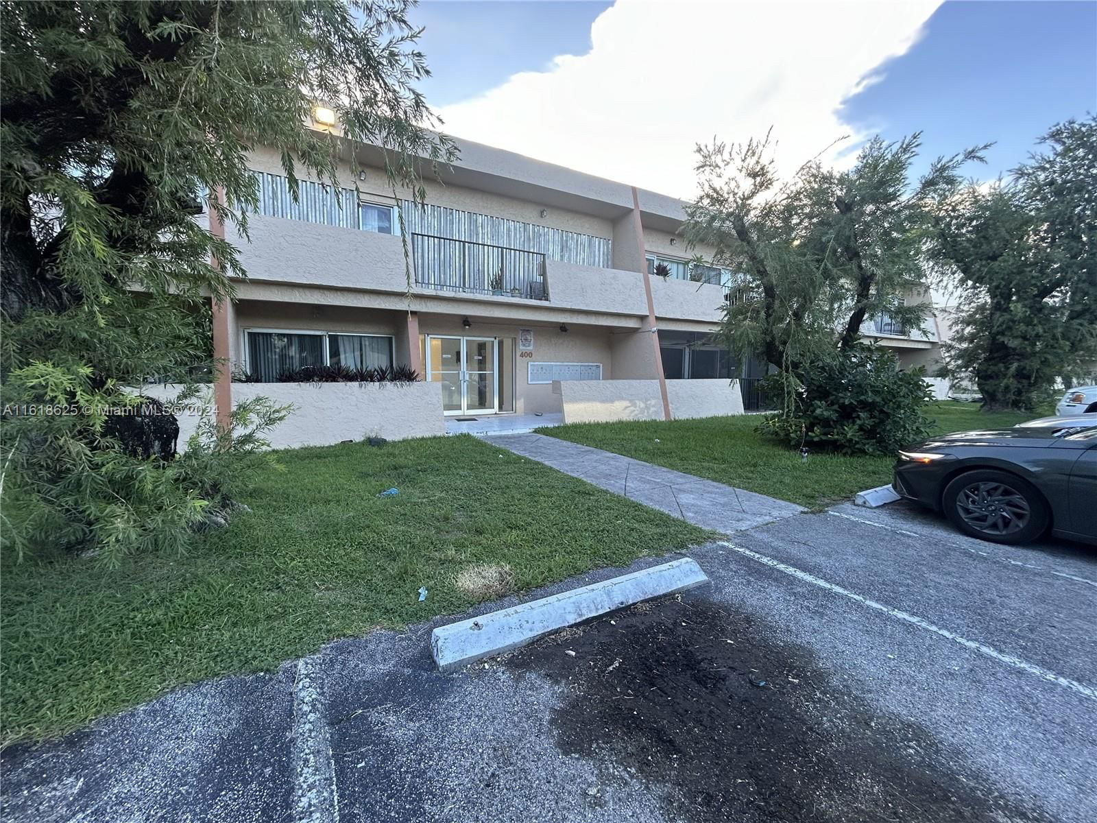 Real estate property located at 400 18th Ave #103, Miami-Dade, SUNRISE NO 2 CONDO, Homestead, FL