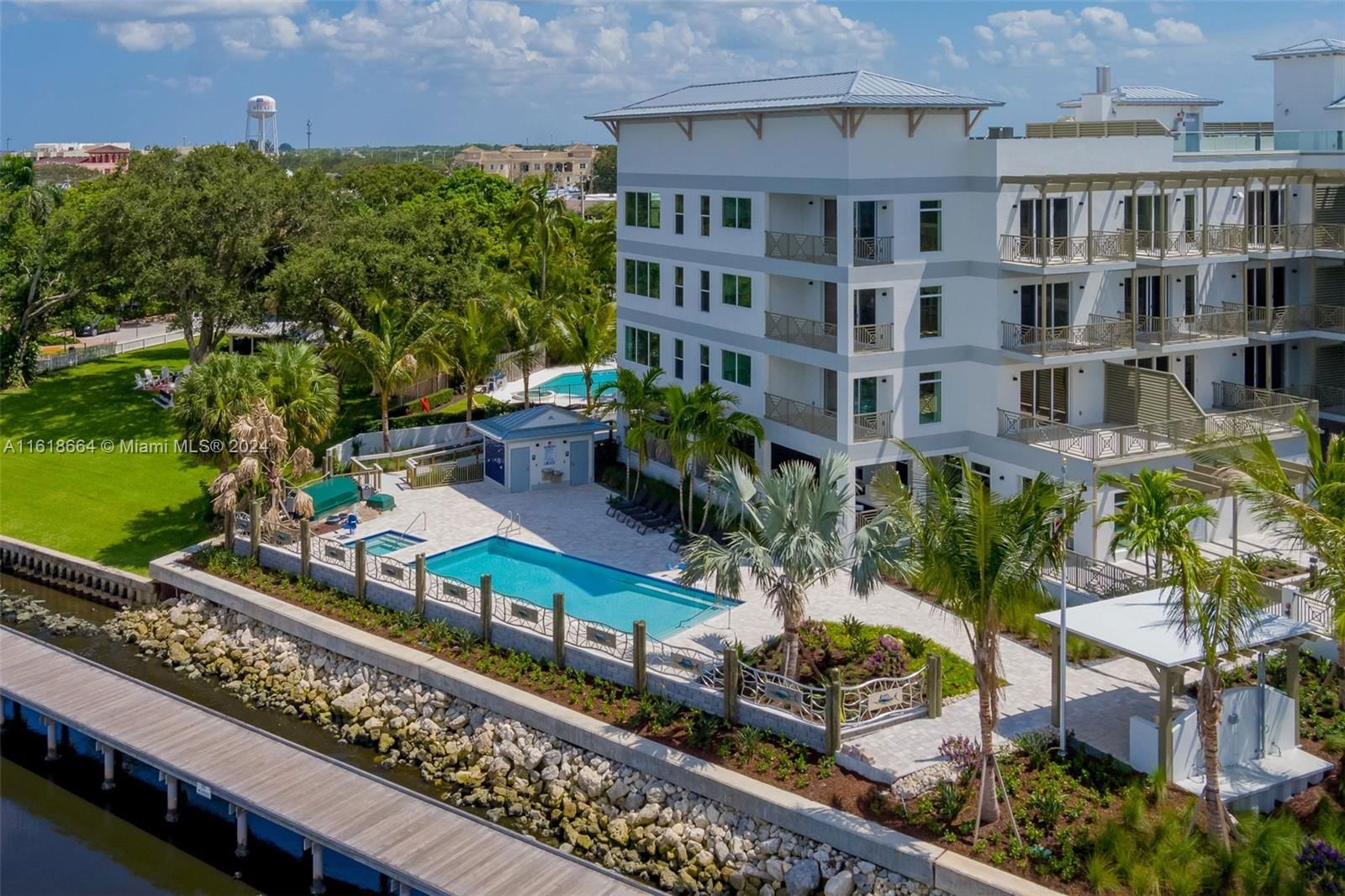 Real estate property located at 41 Seminole #410, Martin County, SAILFISH COVE CONDOMINIUM, Stuart, FL