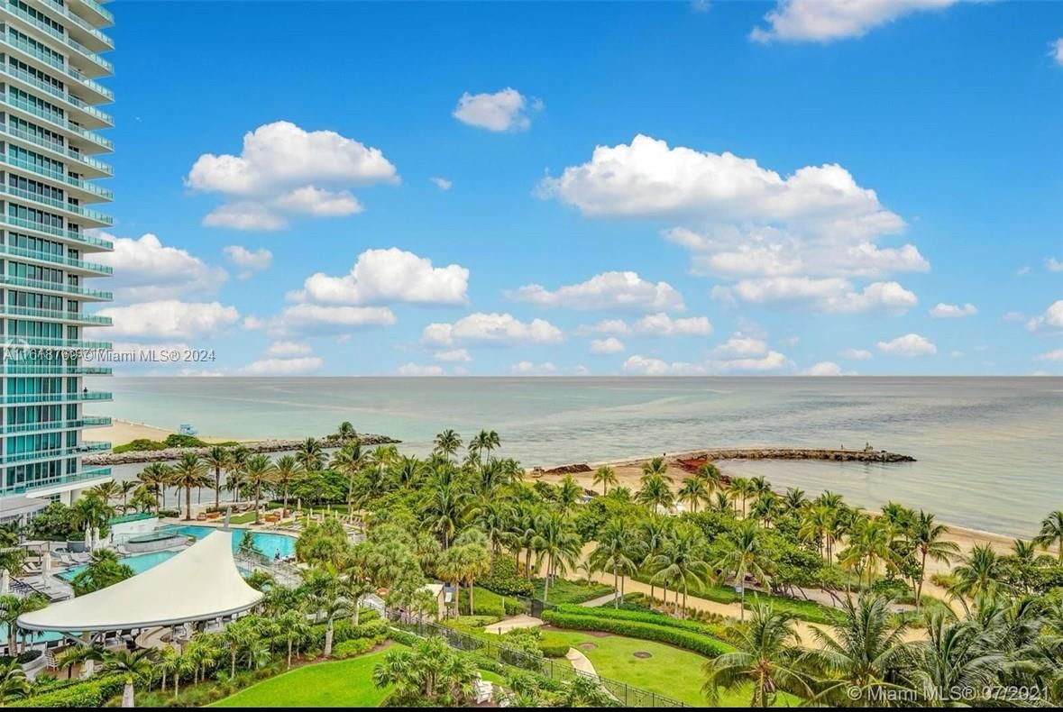 Real estate property located at 10275 Collins Ave #806, Miami-Dade, HARBOUR HOUSE, Bal Harbour, FL