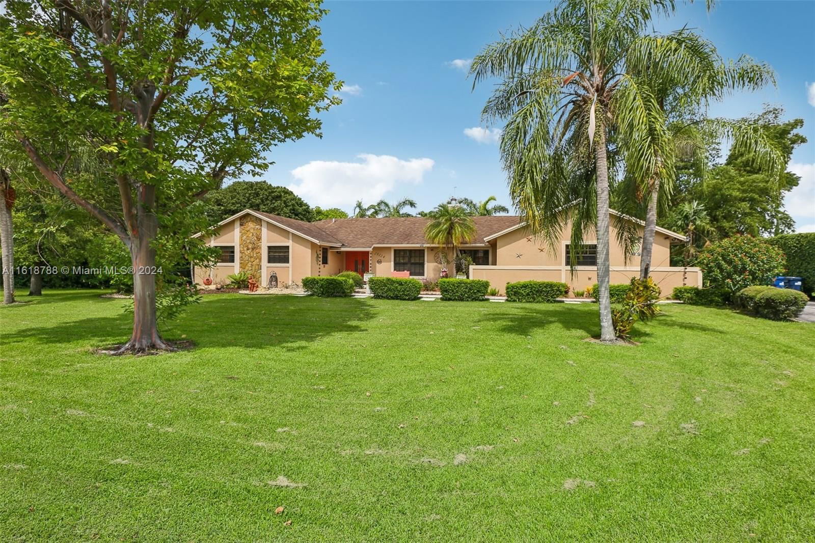 Real estate property located at 28124 168th Ct, Miami-Dade County, THE REDLANDS SEC 2, Homestead, FL