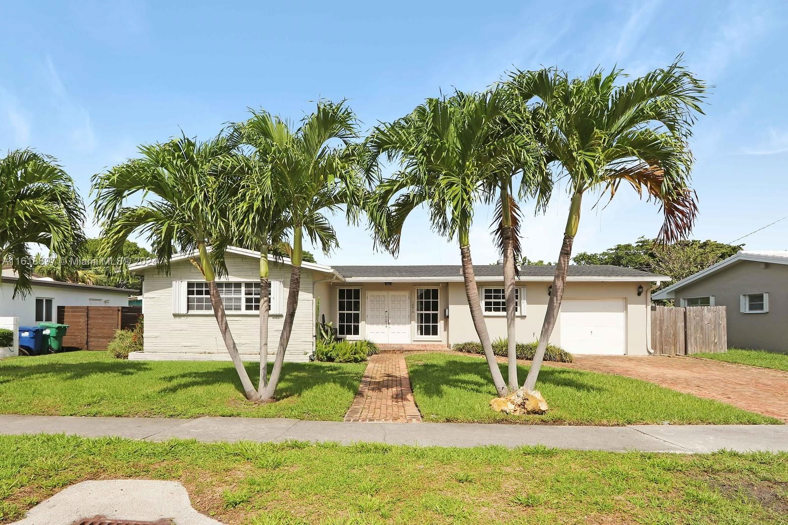 Real estate property located at 19410 19th Ct, Miami-Dade County, GREYKNOLL ESTATES, Miami, FL