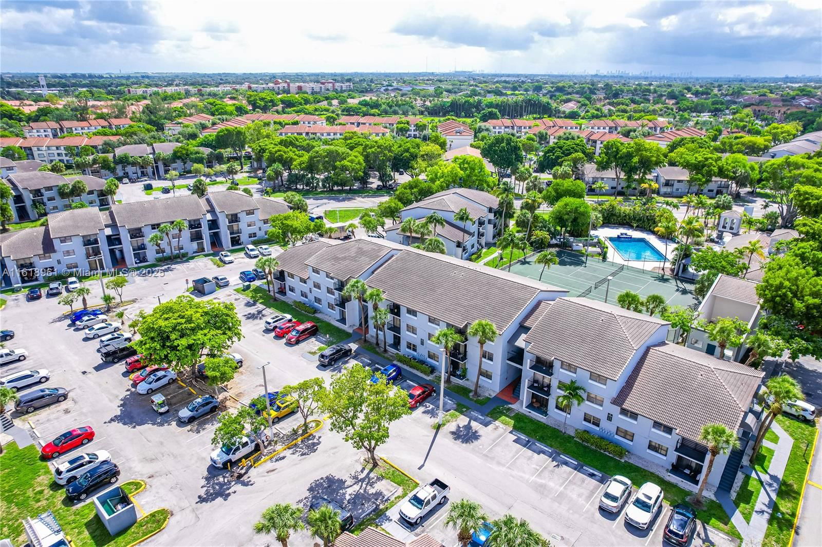 Real estate property located at 7090 179th St #104, Miami-dade, Villa Bellini Condo, Hialeah, FL