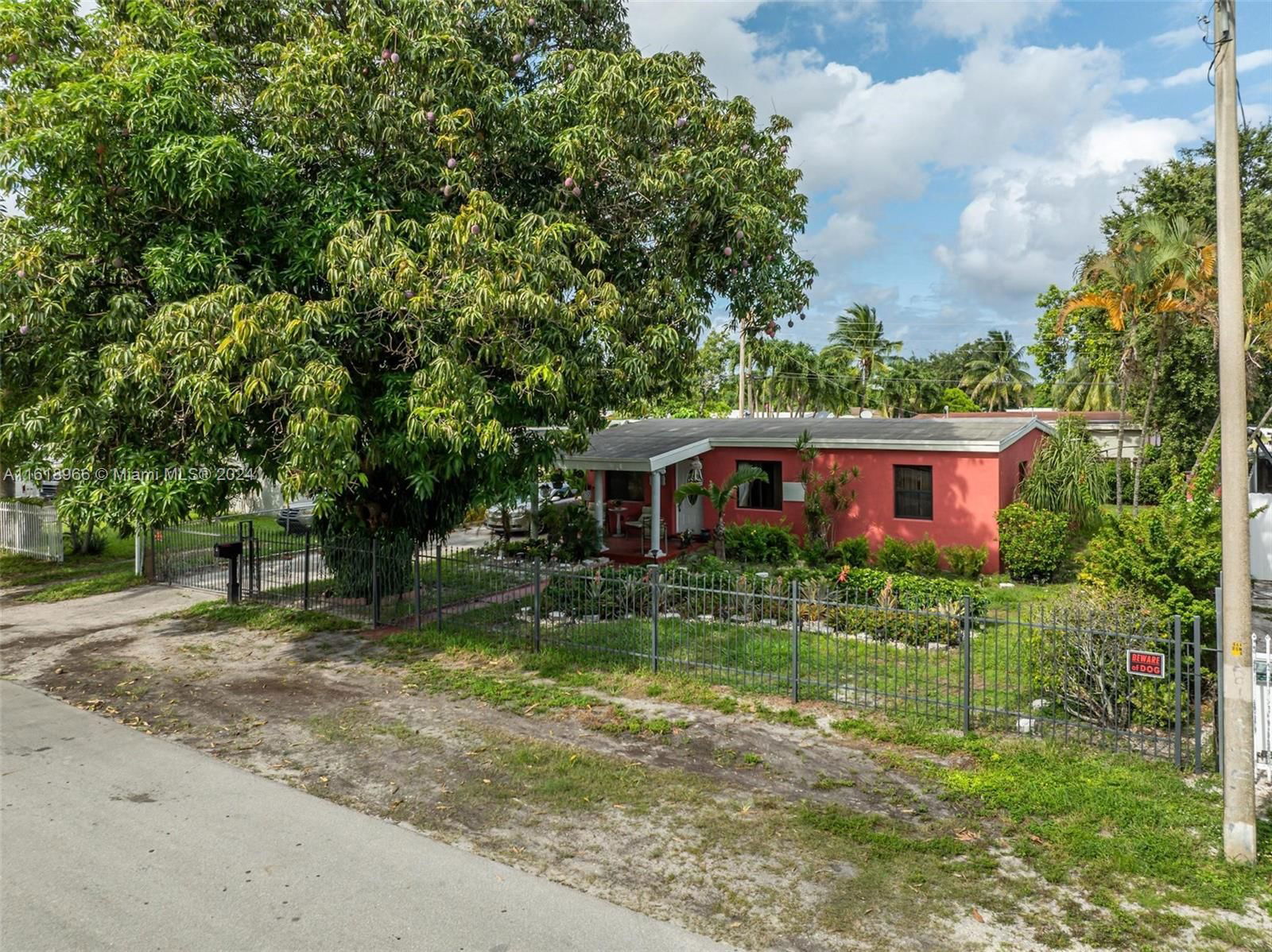 Real estate property located at 9555 33rd Ave, Miami-Dade County, RICMAR HEIGHTS, Miami, FL