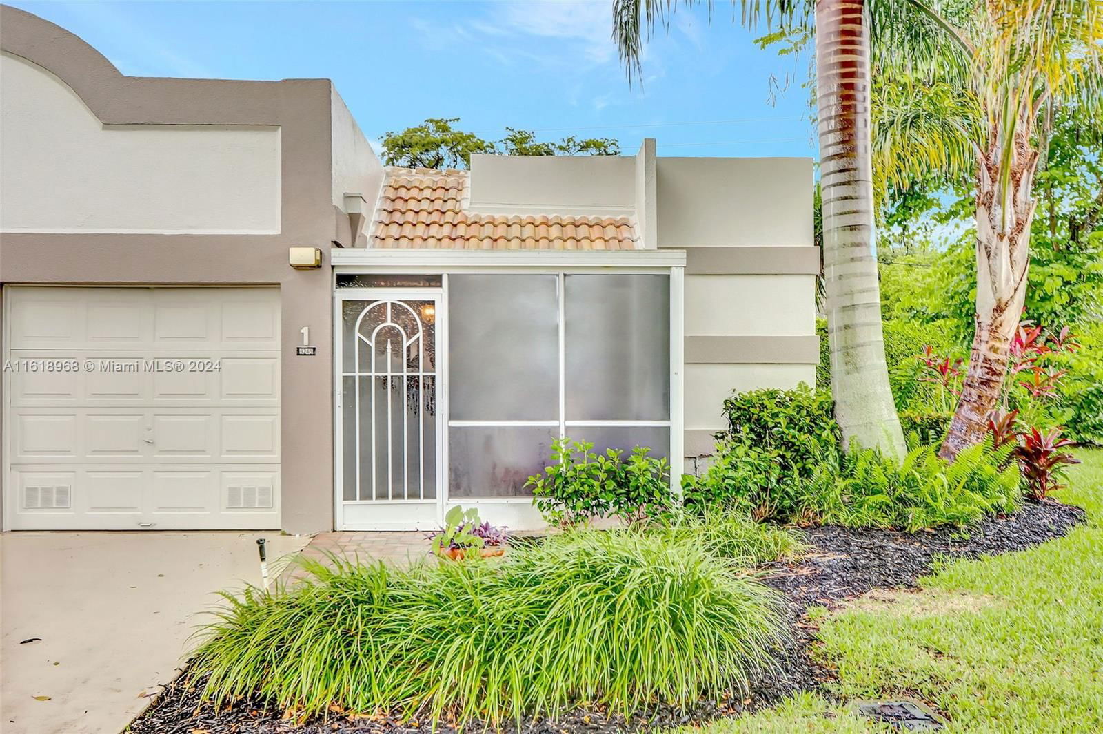 Real estate property located at 9245 Flynn Cir #1, Palm Beach County, WEITZER SUB 3, Boca Raton, FL