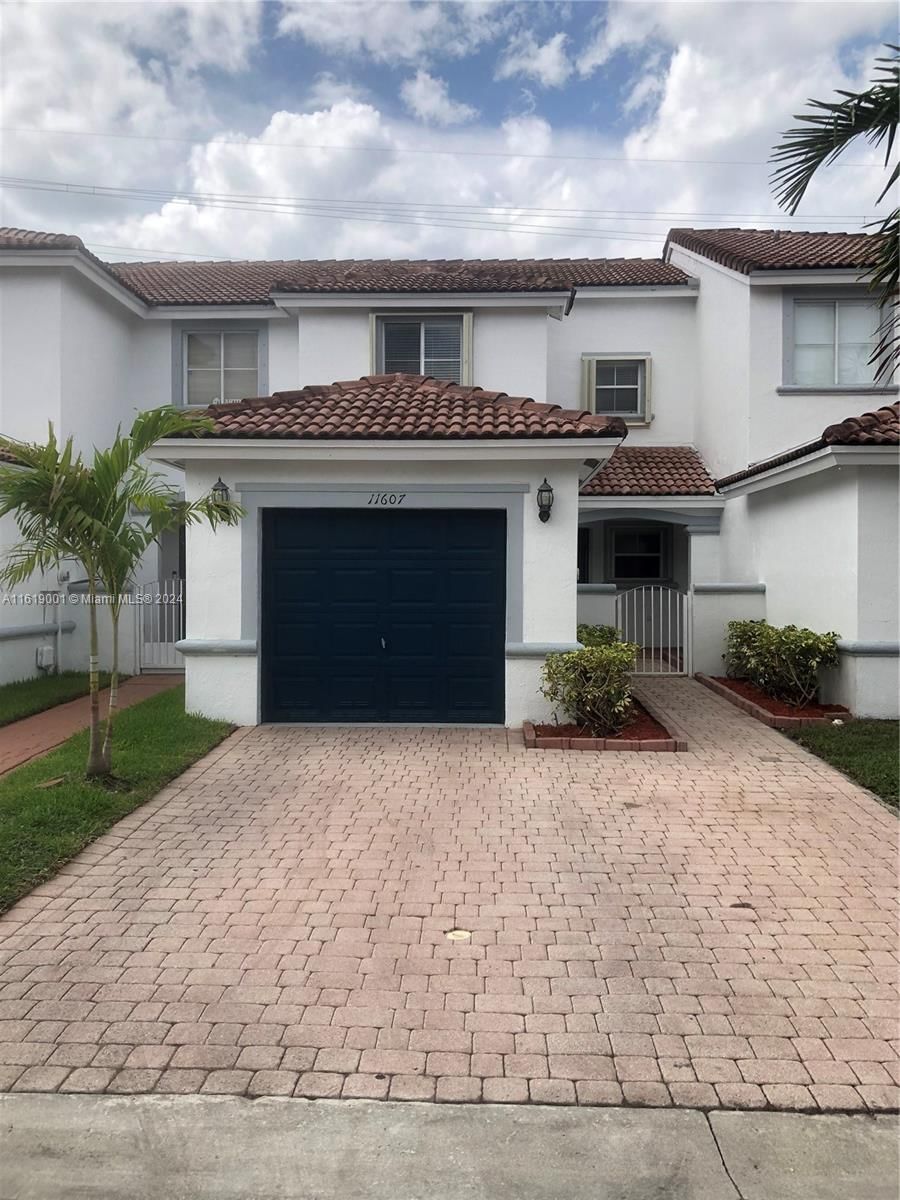 Real estate property located at 11607 48th Ln, Miami-Dade County, DIMENSIONS AT DORAL, Doral, FL