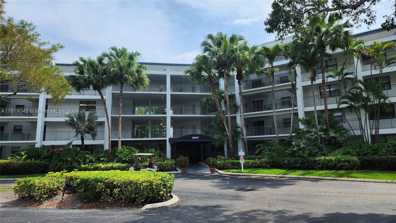 Real estate property located at 16141 Blatt Blvd #313, Broward County, FAIRWAYS AT BONAVENTURE C, Weston, FL