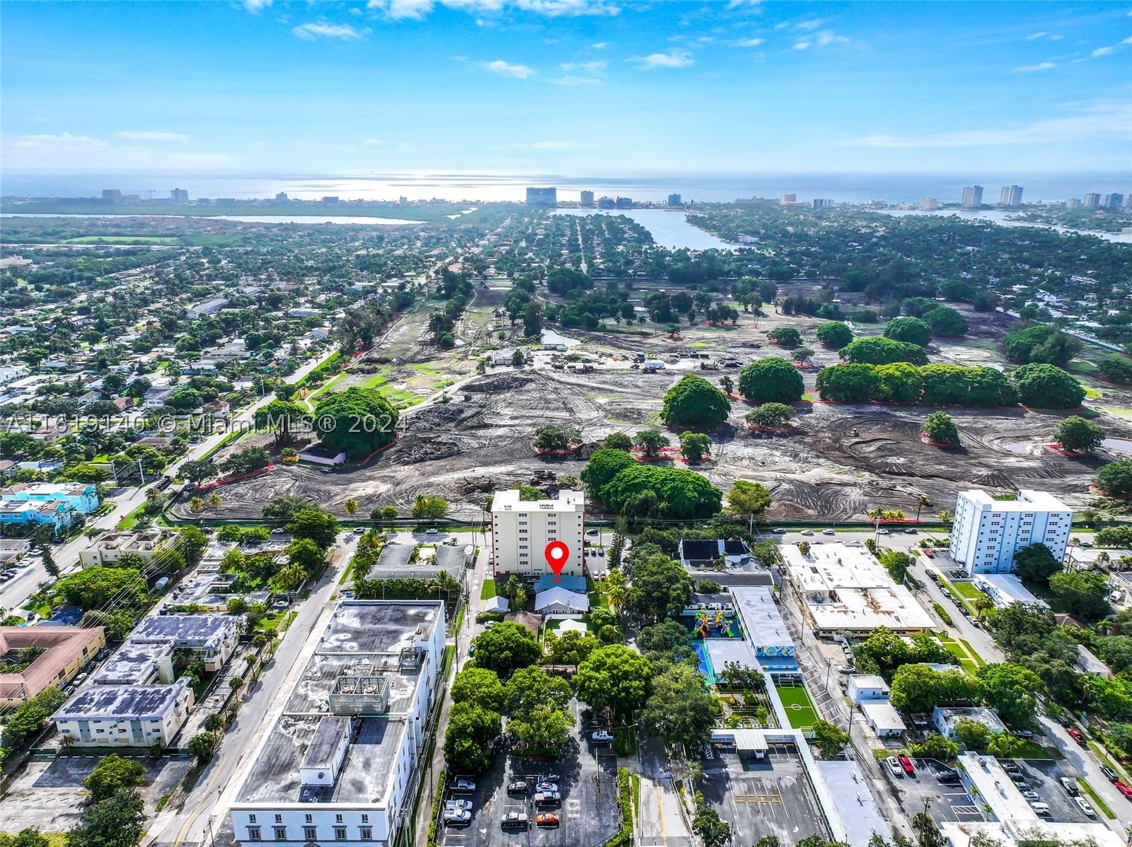 Real estate property located at 1711 Buchanan St, Broward, Hollywood Lakes, Hollywood, FL