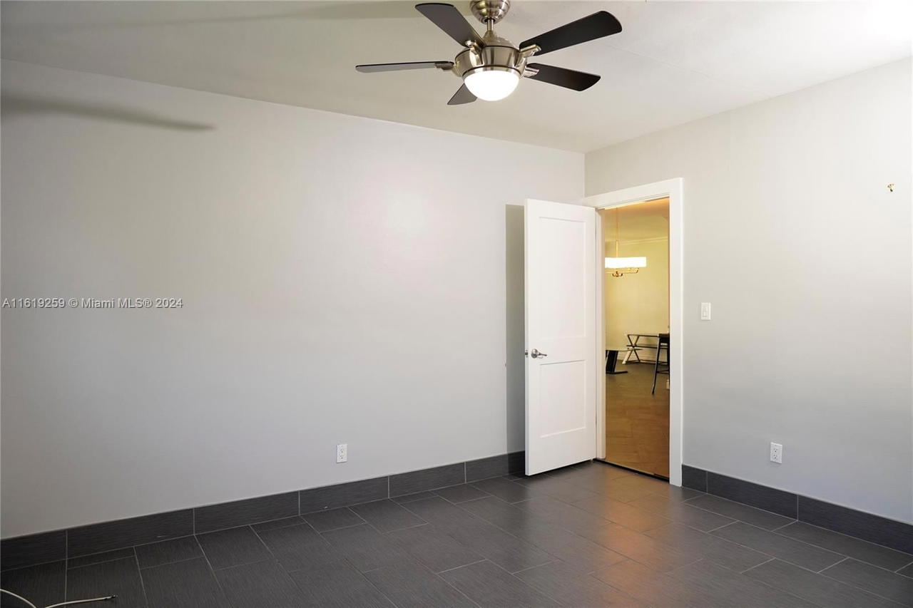 Real estate property located at 4205 Mckinley St, Broward, Hollywood Hills, Hollywood, FL