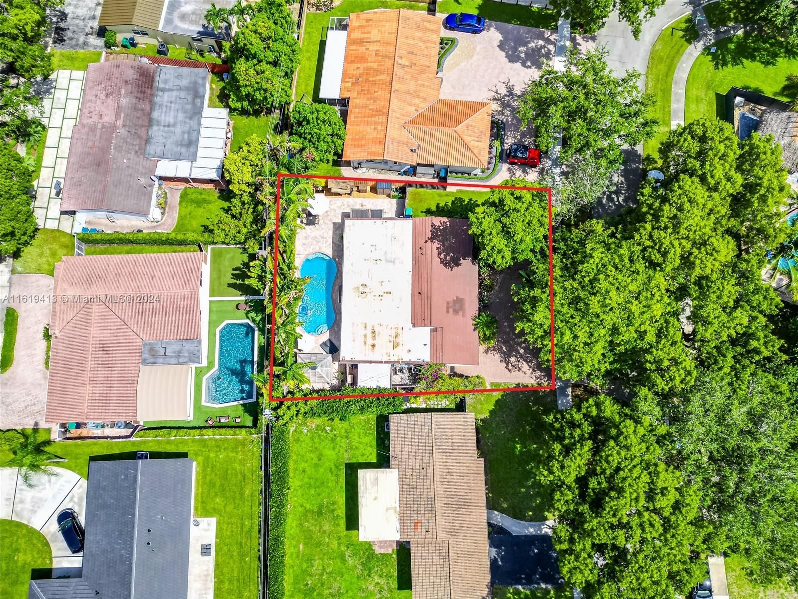 Real estate property located at 14311 Lake Saranac Ave, Miami-Dade County, MIAMI LAKES SEC ONE, Miami Lakes, FL